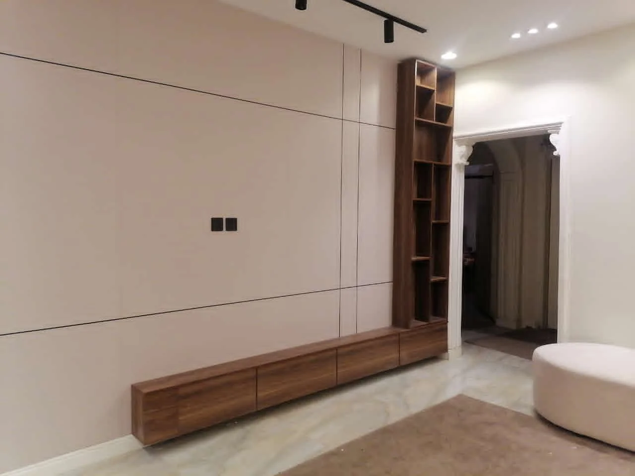خلفيات تلفزيون - تصميم وتنفيذ ديكورات الرياض