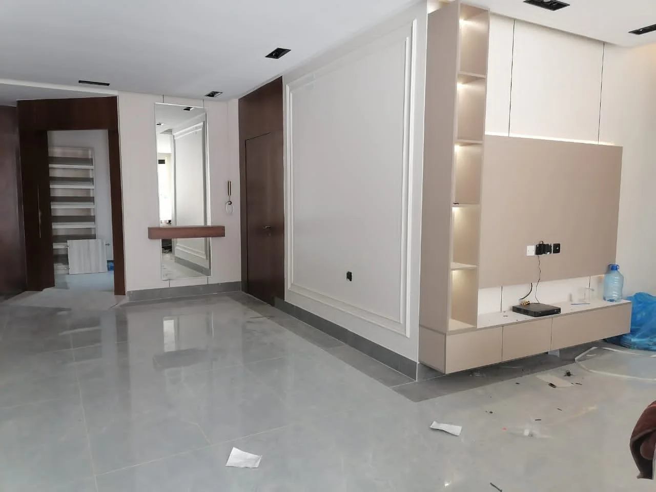 خلفيات تلفزيون - تصميم وتنفيذ ديكورات الرياض
