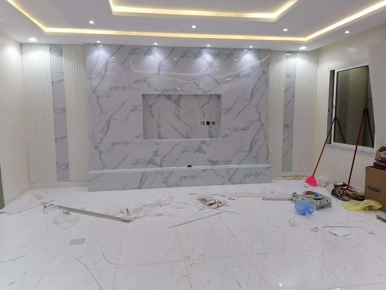 خلفيات تلفزيون - تصميم وتنفيذ ديكورات الرياض